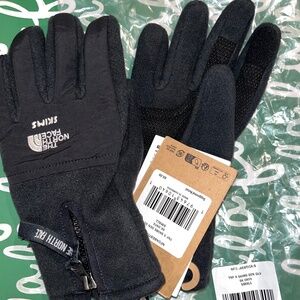 SKIMS x TNF Retro Denali Fleece Gloves